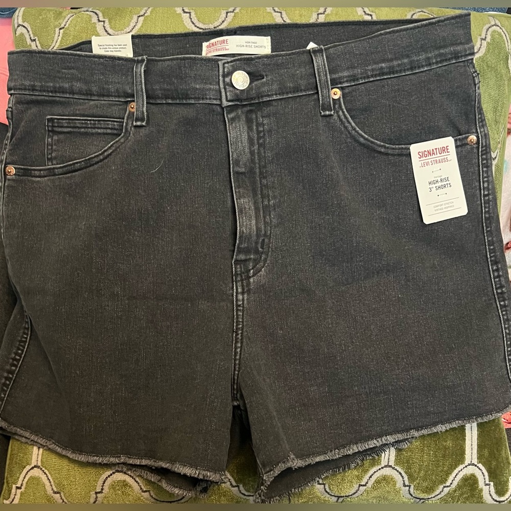 Black denim short